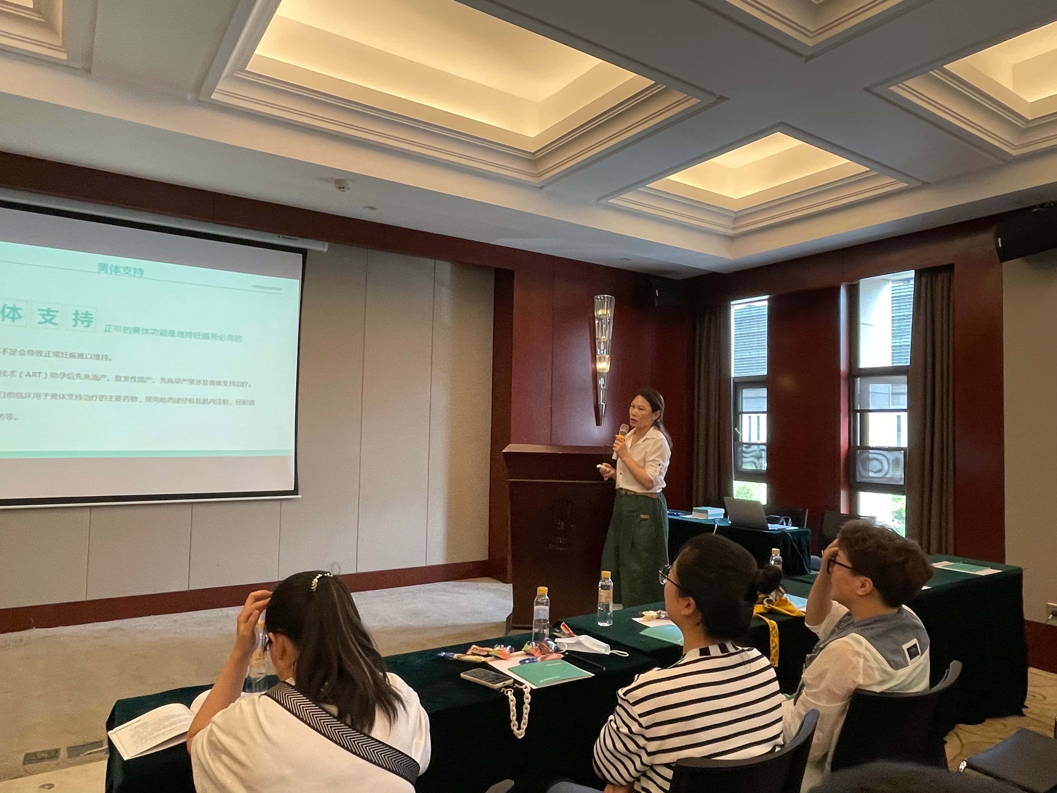 �������f�����Pˮ�؅^(q��)����o����ֳ���g(sh��)�W(xu��)�g(sh��)ɳ���A�M���_