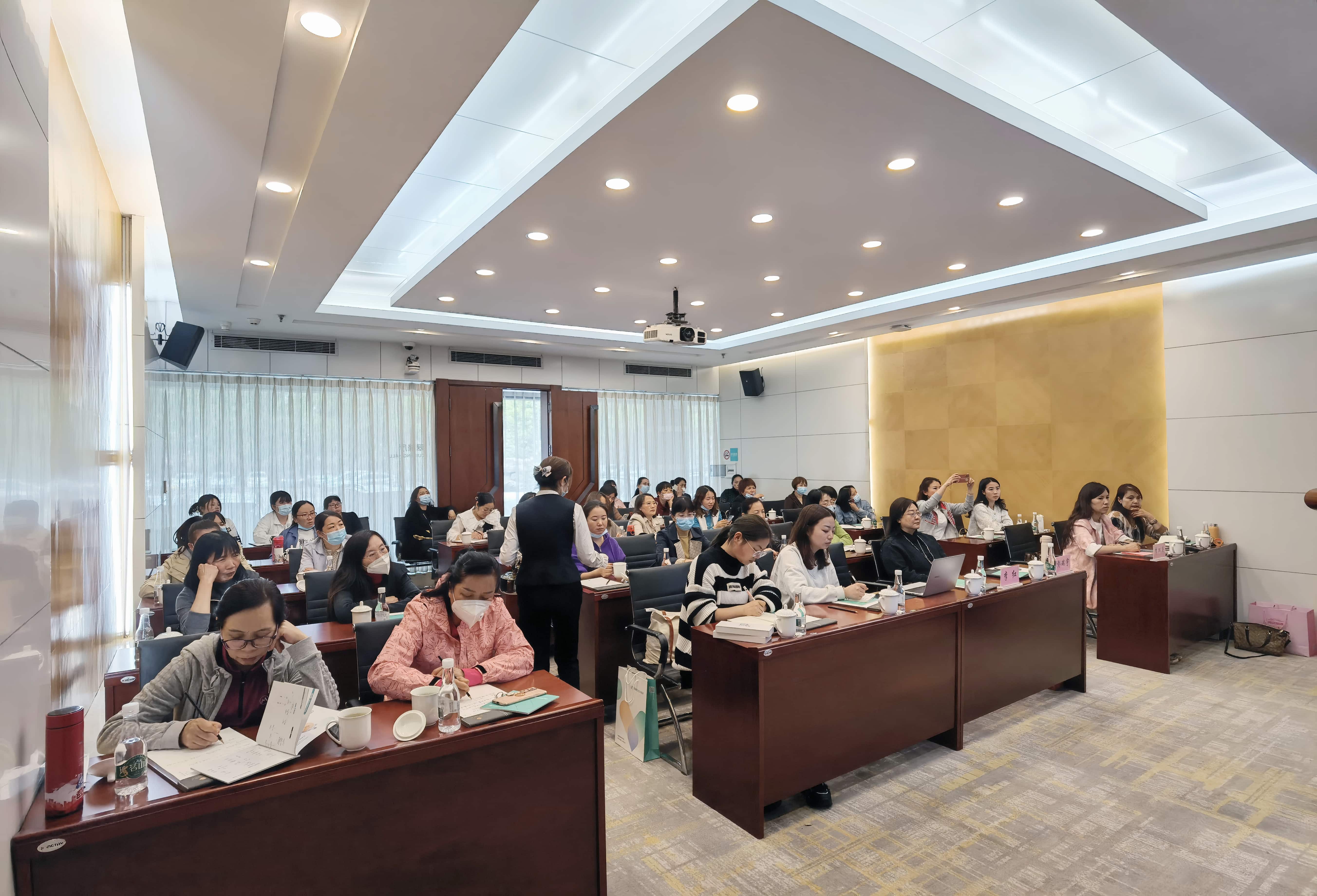 �W(xu��)�R�������������������۾S�����t(y��)Ժ�����؅^(q��)��ֳ�W(xu��)�g(sh��)ɳ���A�M��Ļ!