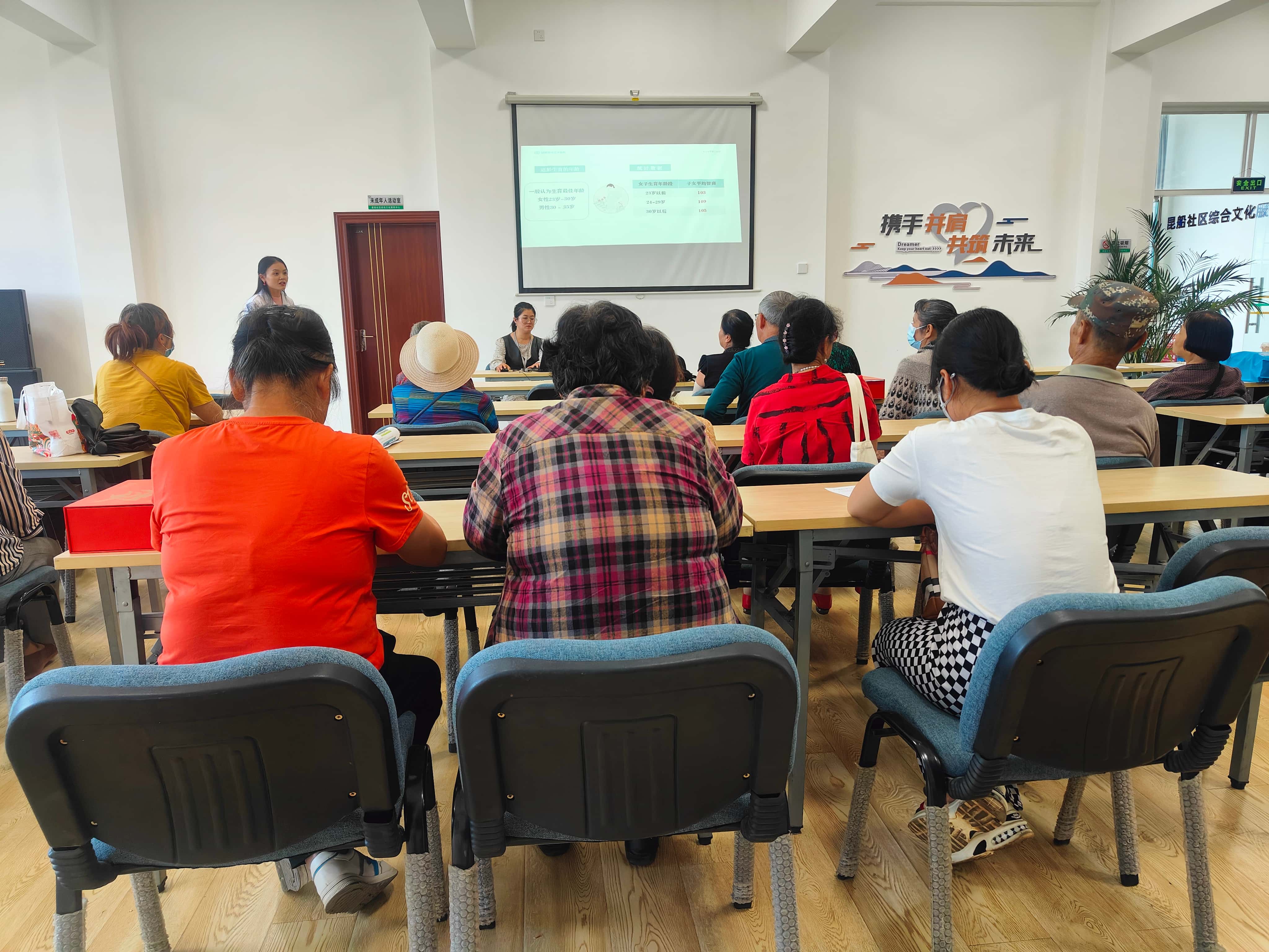 �ف���^!9����Ժ�x�\С����͡����������@Щ�ط�......