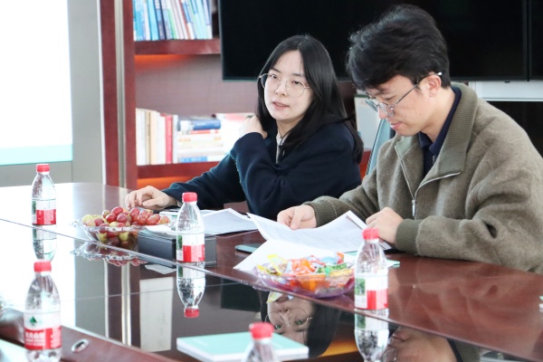 �y�ָ�У���������� | �����۾S�����t(y��)Ժ�c���ϴ�W(xu��)����Z�W(xu��)Ժ̽�����H���t(y��)������(w��)������ƪ��