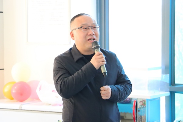 �ж��������`֮���� | �����۾S�����t(y��)Ժ2025��ж���(ji��)�߆T�����Օ���ů��Ļ