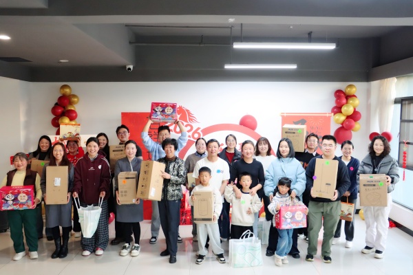 �ж����㣬��ůͬ�� | ��Ժ�e�k�´�ͬ����(hu��)���������ҡ��Ļ�